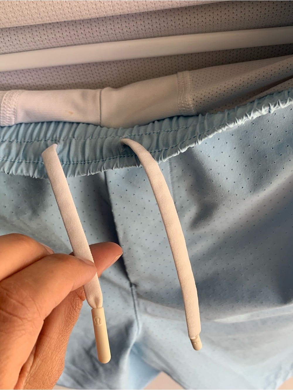 lululemon athletica Light Blue Men’s Athletic Shorts - Picture 5 of 5